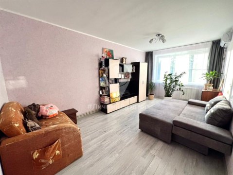 2-к квартира, 3/3 эт., 56м²