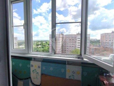 1-к квартира, 9/9 эт., 32м²