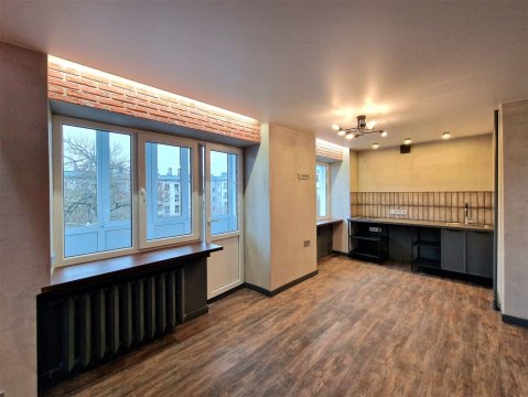 1-к квартира, 4/5 эт., 33м²