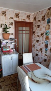 2-к квартира, 4/5 эт., 55м²