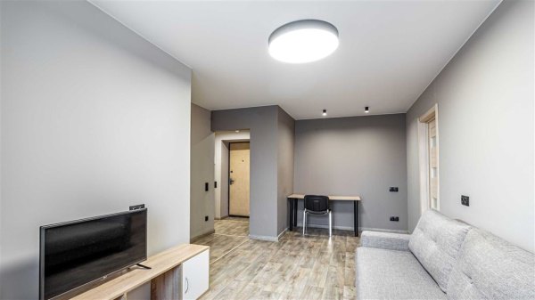 2-к квартира, 1/5 эт., 43м²