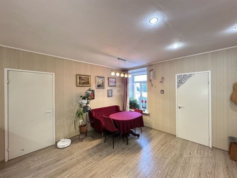 2-к квартира, 5/5 эт., 52м²