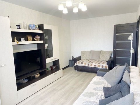 2-к квартира, 8/9 эт., 54м²