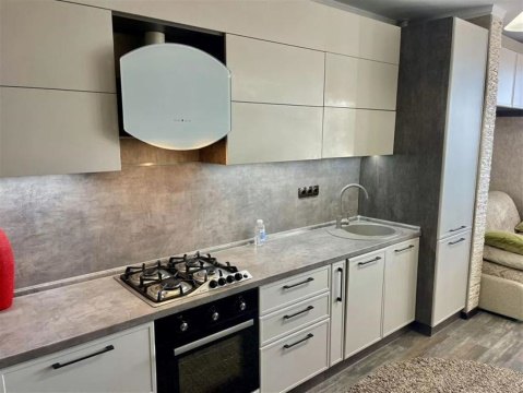 2-к квартира, 2/10 эт., 74м²