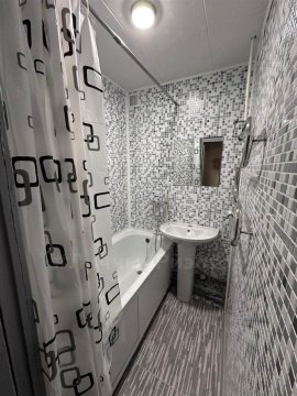 3-к квартира, 1/5 эт., 53м²