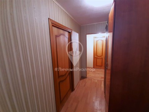 2-к квартира, 1/5 эт., 42м²