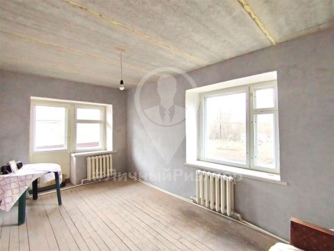 2-к квартира, 1/2 эт., 43м²